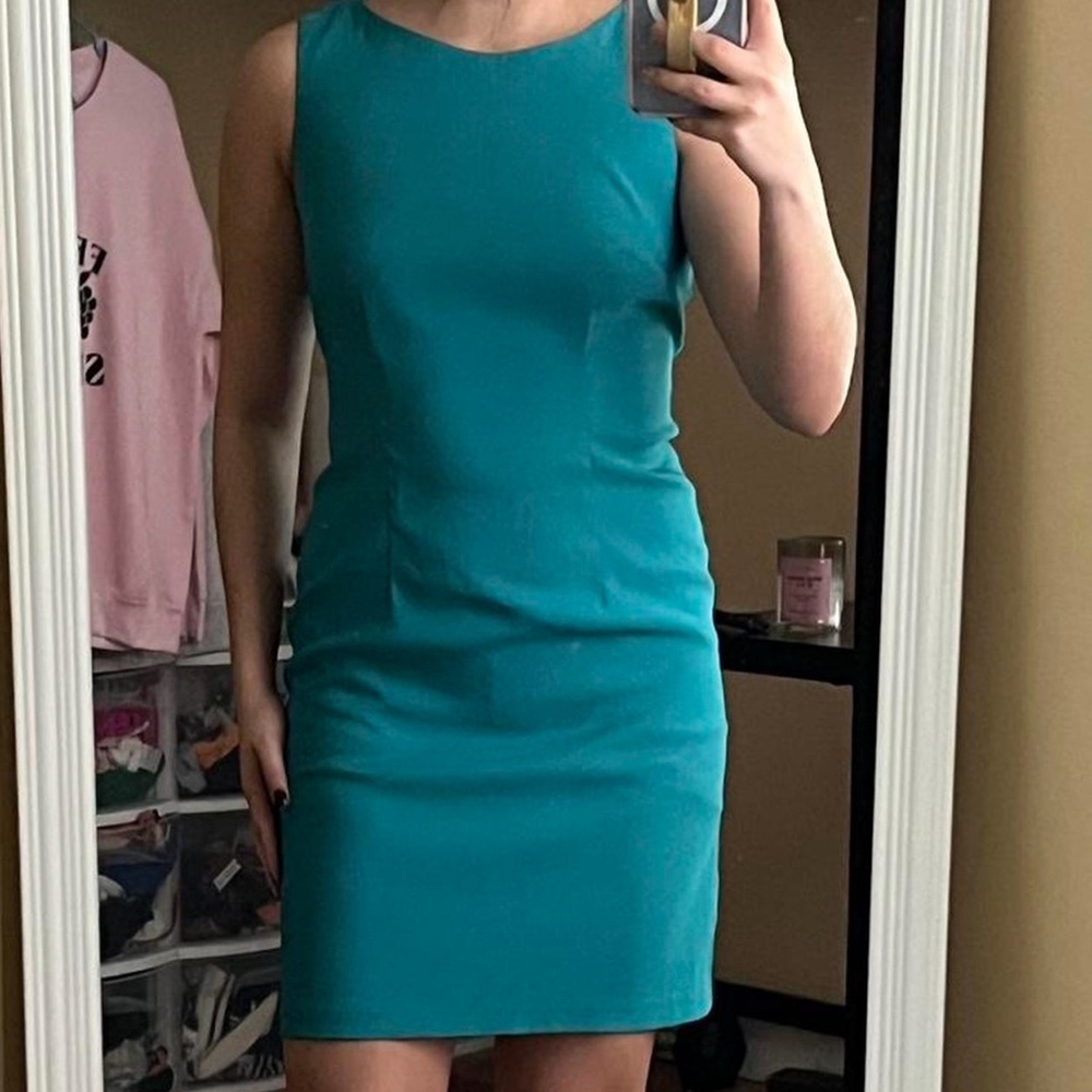 Elegant Teal Sleeveless Dress